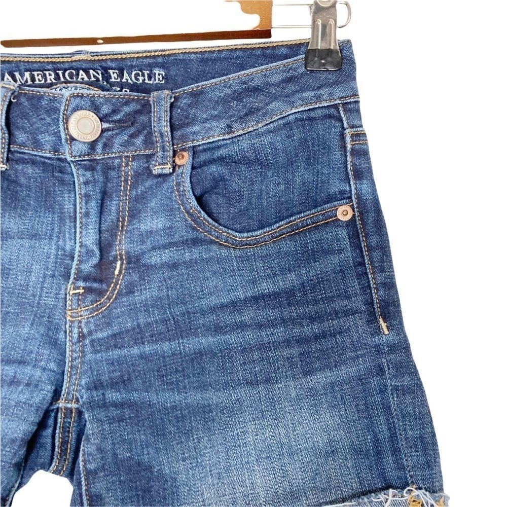 AE | Midi Demin Shorts - Picture 4 of 8